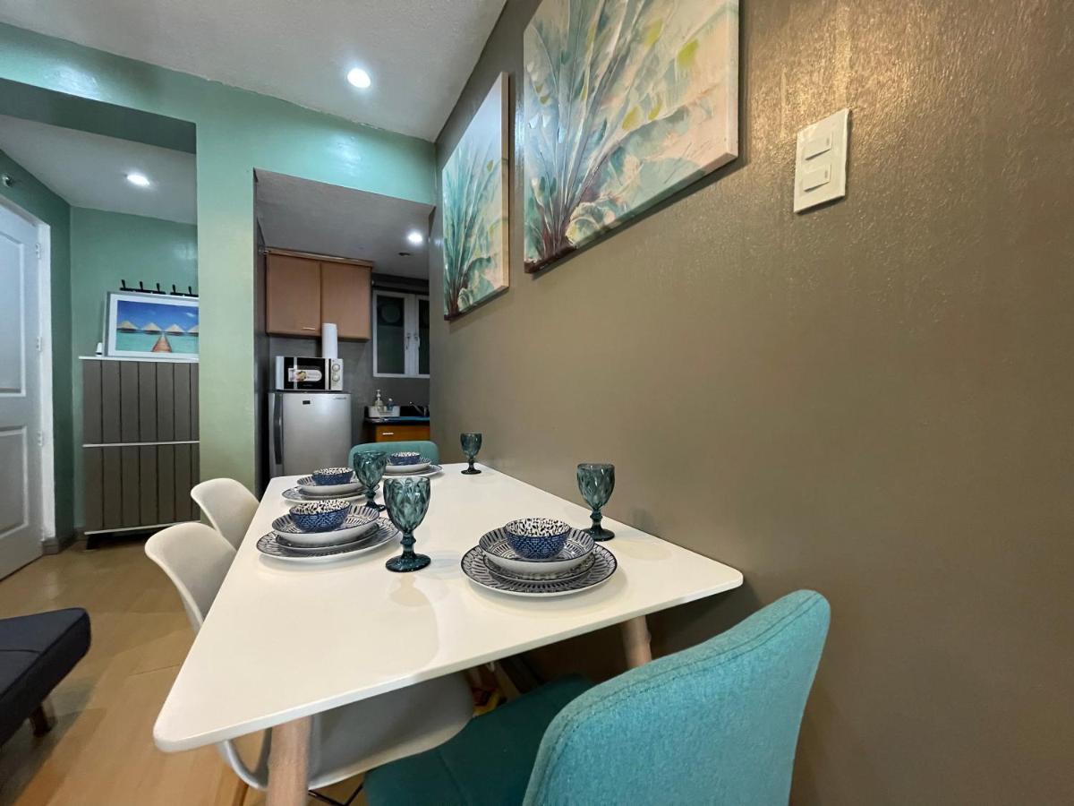 Poolside Family Room Greenbelt Makati 마카티 외부 사진